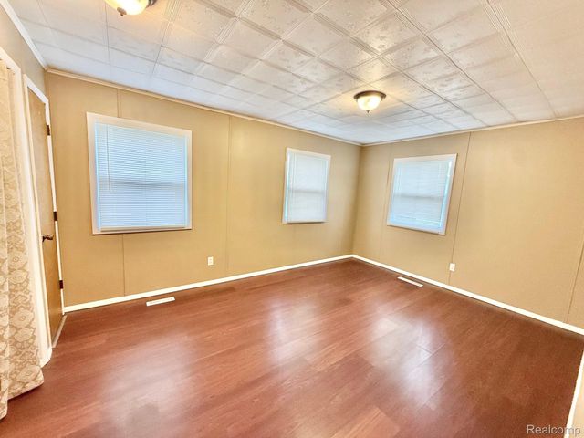 1514 Vermilya Avenue, Flint, MI 48507