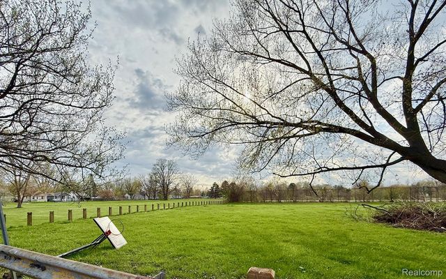 1514 Vermilya Avenue, Flint, MI 48507