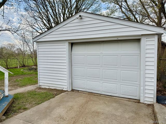 1514 Vermilya Avenue, Flint, MI 48507