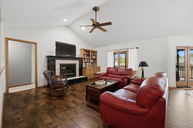 11809 W Alderny Ct, Wichita, KS 67212