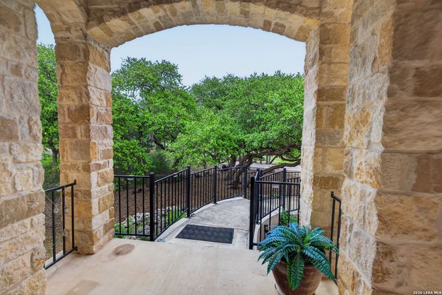 219 Winding View, New Braunfels, TX 78132