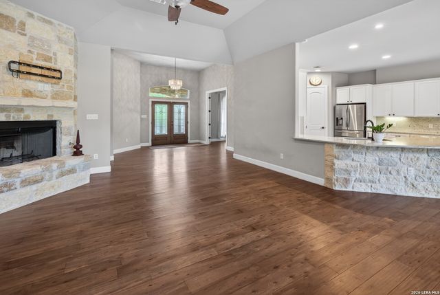 219 Winding View, New Braunfels, TX 78132