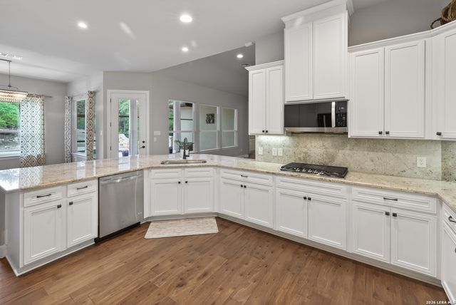 219 Winding View, New Braunfels, TX 78132