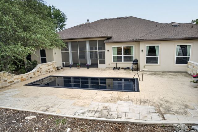 219 Winding View, New Braunfels, TX 78132