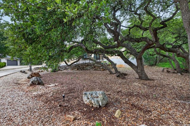 219 Winding View, New Braunfels, TX 78132