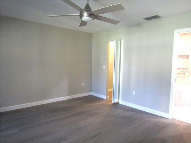 376 OAK HILL DRIVE 36, Sarasota, FL 34232