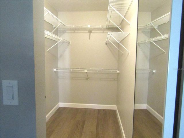 376 OAK HILL DRIVE 36, Sarasota, FL 34232