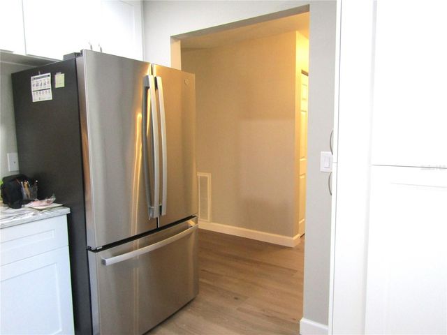 376 OAK HILL DRIVE 36, Sarasota, FL 34232