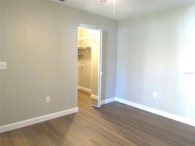 376 OAK HILL DRIVE 36, Sarasota, FL 34232