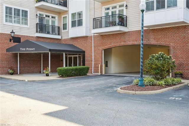 670 Town Center Dr Unit 405, Newport News, VA 23606