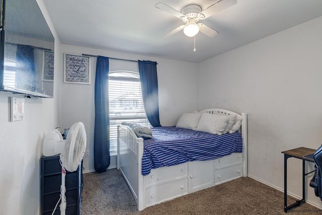 302 Paddock LN, Killeen, TX 76542