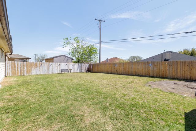 302 Paddock LN, Killeen, TX 76542