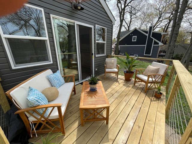 4909 Wildwood Drive, Mchenry, IL 60051