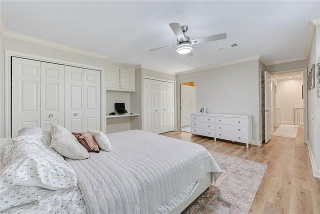 239 Litchfield Lane, Houston, TX 77024