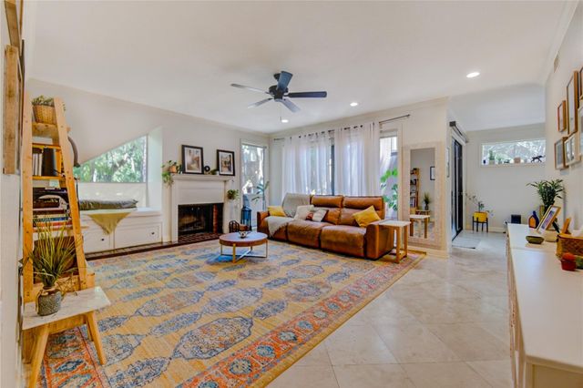 239 Litchfield Lane, Houston, TX 77024