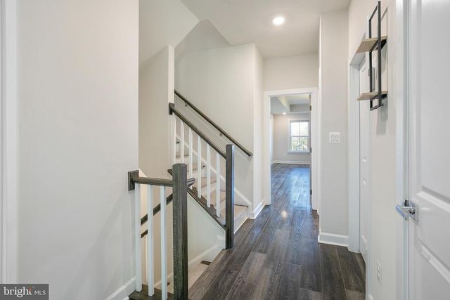 6725 24TH CT N, Arlington, VA 22205