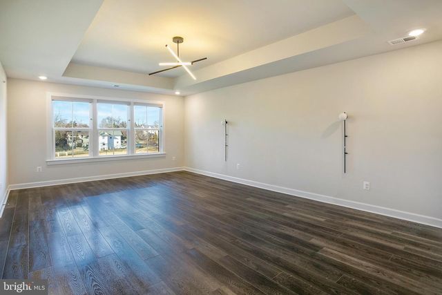 6725 24TH CT N, Arlington, VA 22205