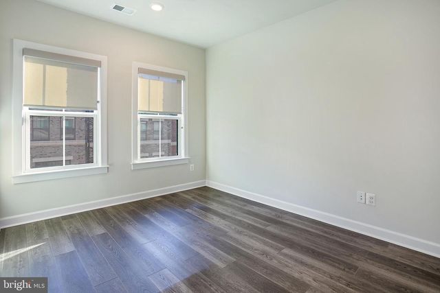 6725 24TH CT N, Arlington, VA 22205