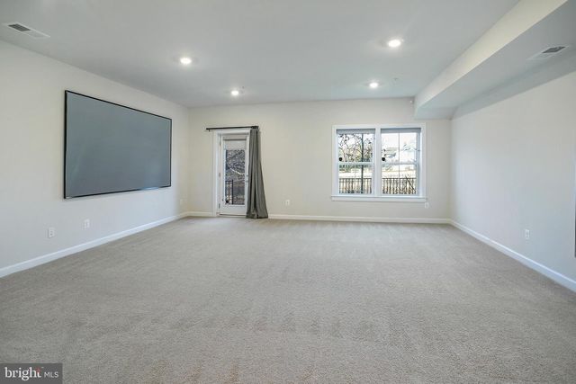 6725 24TH CT N, Arlington, VA 22205