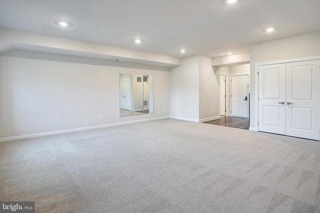 6725 24TH CT N, Arlington, VA 22205