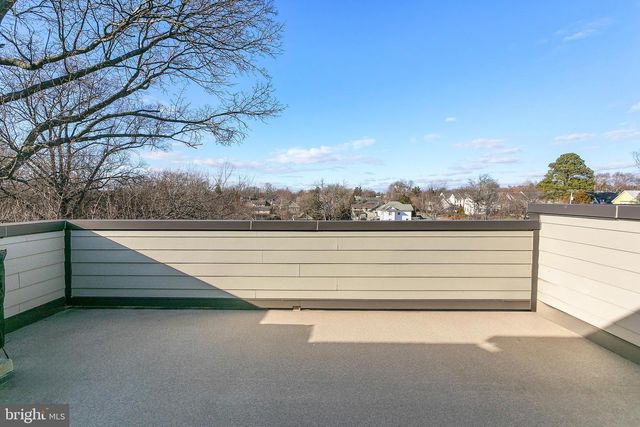 6725 24TH CT N, Arlington, VA 22205