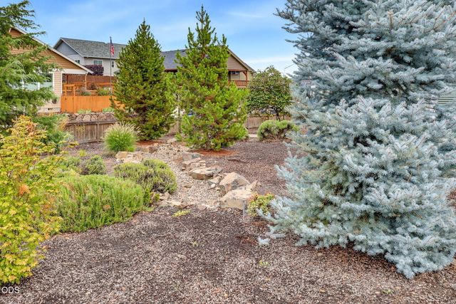 417 Echo Way, Eagle Point, OR 97524