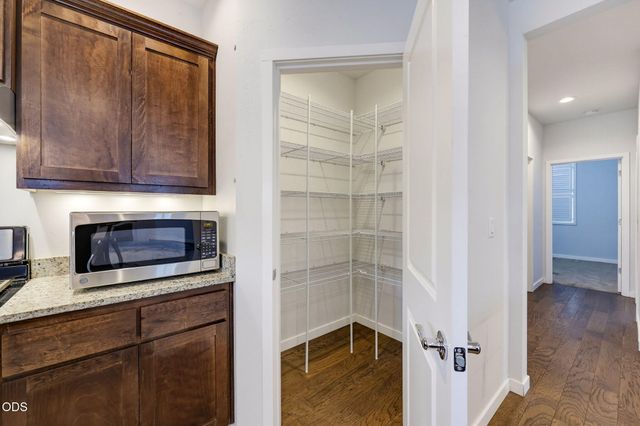 417 Echo Way, Eagle Point, OR 97524