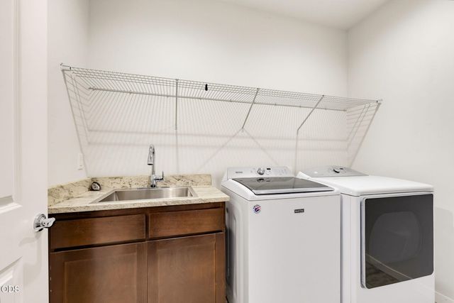 417 Echo Way, Eagle Point, OR 97524