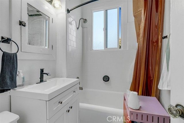 534 S Coronado, Los Angeles, CA 90057