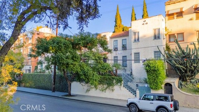 534 S Coronado, Los Angeles, CA 90057