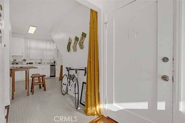 534 S Coronado, Los Angeles, CA 90057