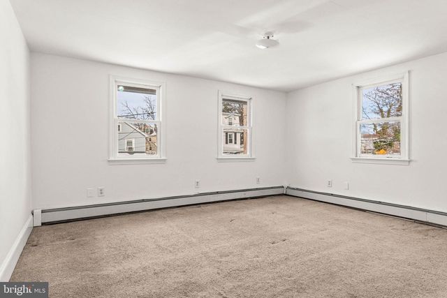 211 GREENFIELD AVE, Ardmore, PA 19003