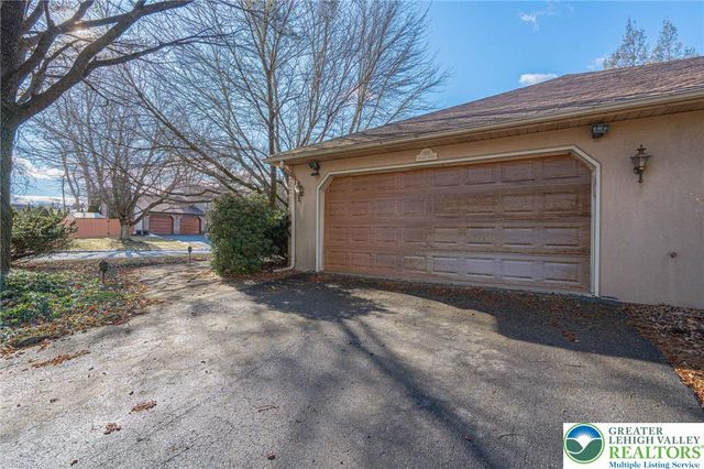 1501 Sycamore Avenue, Forks Twp, PA 18040