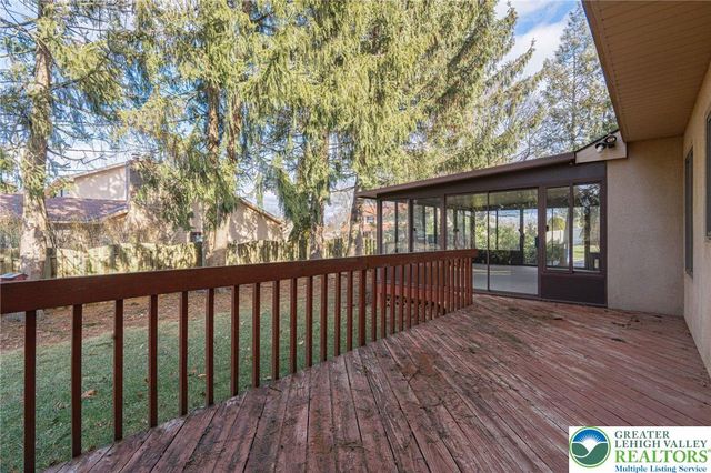 1501 Sycamore Avenue, Forks Twp, PA 18040