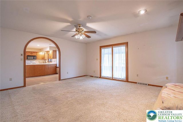 1501 Sycamore Avenue, Forks Twp, PA 18040