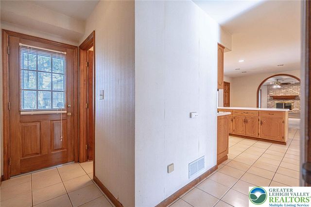 1501 Sycamore Avenue, Forks Twp, PA 18040