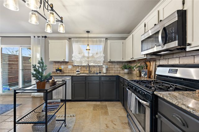 7417 Gillon Drive, Rowlett, TX 75089