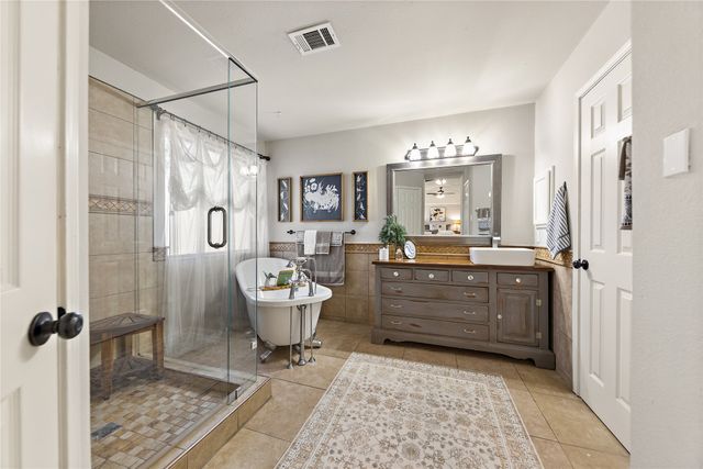 7417 Gillon Drive, Rowlett, TX 75089