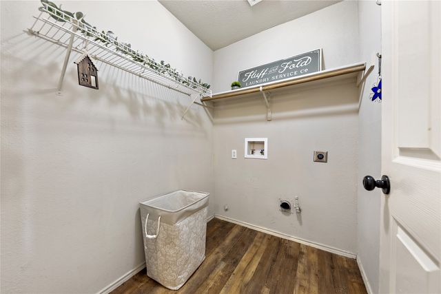 7417 Gillon Drive, Rowlett, TX 75089