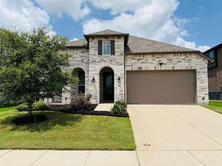 801 Pemberton Drive, Anna, TX 75409