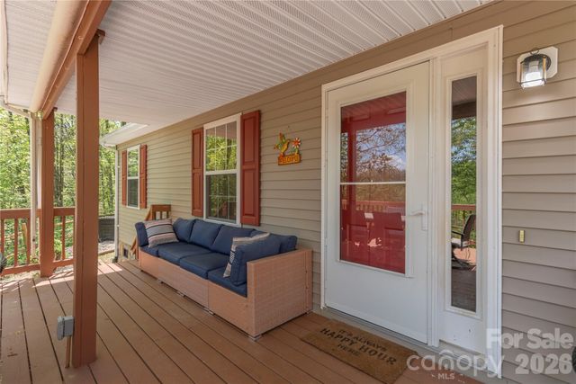 860 Creekside Drive, Maggie Valley, NC 28751