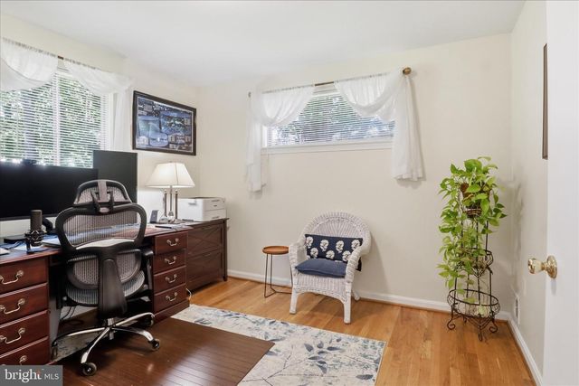 8143 EDMONTON CT, Springfield, VA 22152