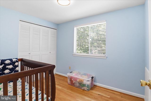 8143 EDMONTON CT, Springfield, VA 22152