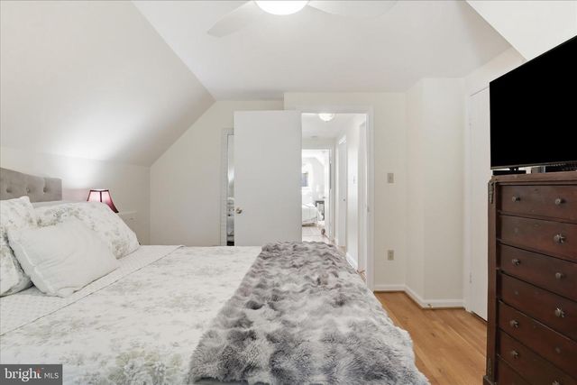 8143 EDMONTON CT, Springfield, VA 22152
