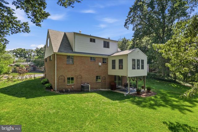 8143 EDMONTON CT, Springfield, VA 22152