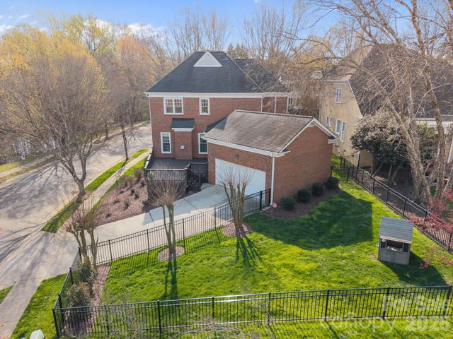 7100 Prescott Pond Lane, Charlotte, NC 28270