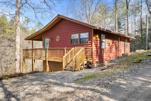 608 Hilltop Lane, Murphy, NC 28906