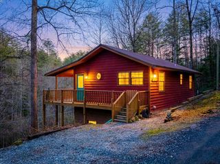 608 Hilltop Lane, Murphy, NC 28906