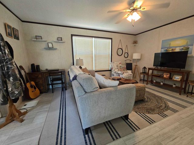 370 W Canal St., Garden City Beach, SC 29576