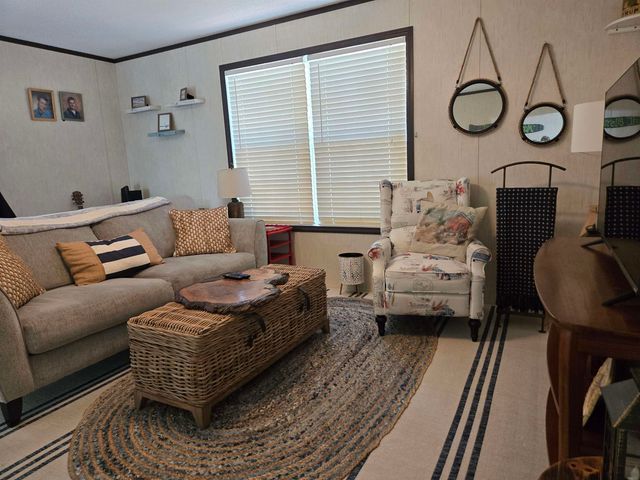 370 W Canal St., Garden City Beach, SC 29576